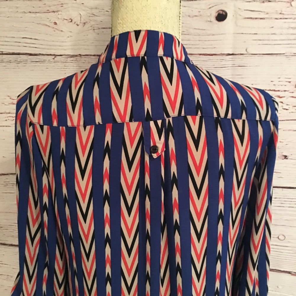 Multicolored Small Blouse - Picture 6 of 8